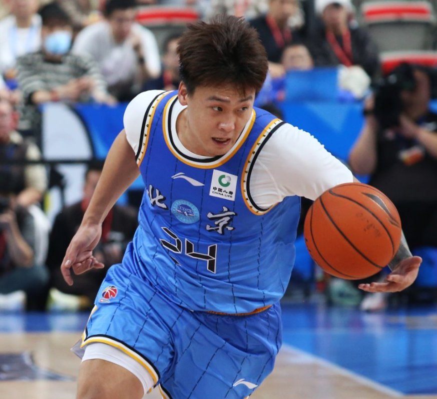 必一体育app官方-北京伤情更新！赵睿斯佩尔曼有望提前复出，周琦曾凡博伤势不重！